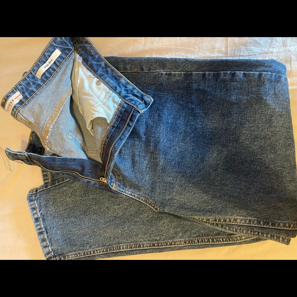 Guess Mom Jeans